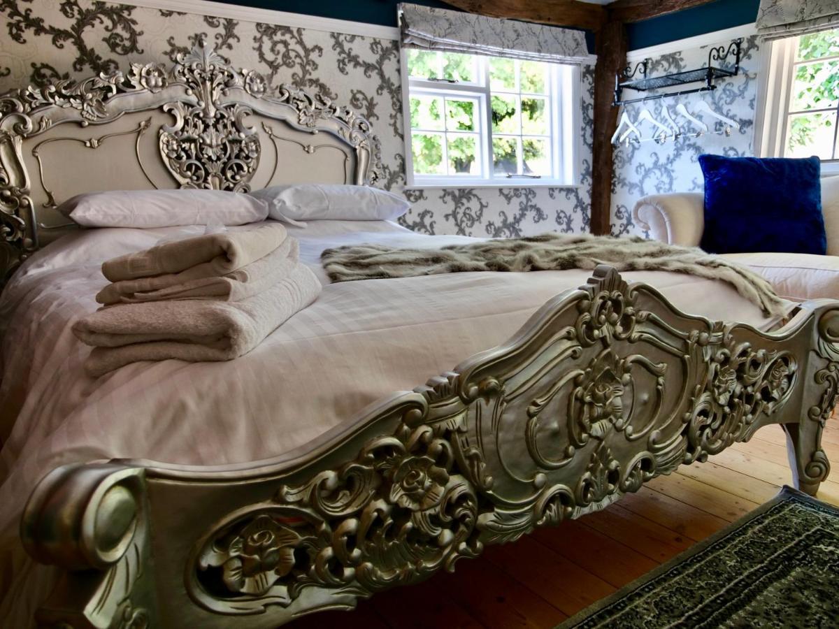 Luxury 9 Bed Manor House Hot Tub Cinema Room Skytv Saffron Walden Extérieur photo