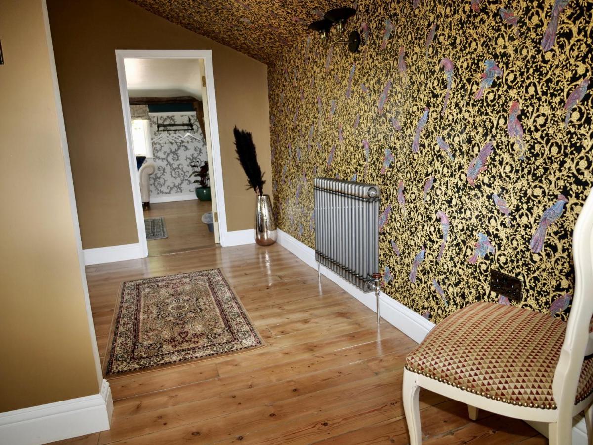 Luxury 9 Bed Manor House Hot Tub Cinema Room Skytv Saffron Walden Extérieur photo